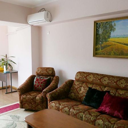 Bishkek Apartment Central Dış mekan fotoğraf